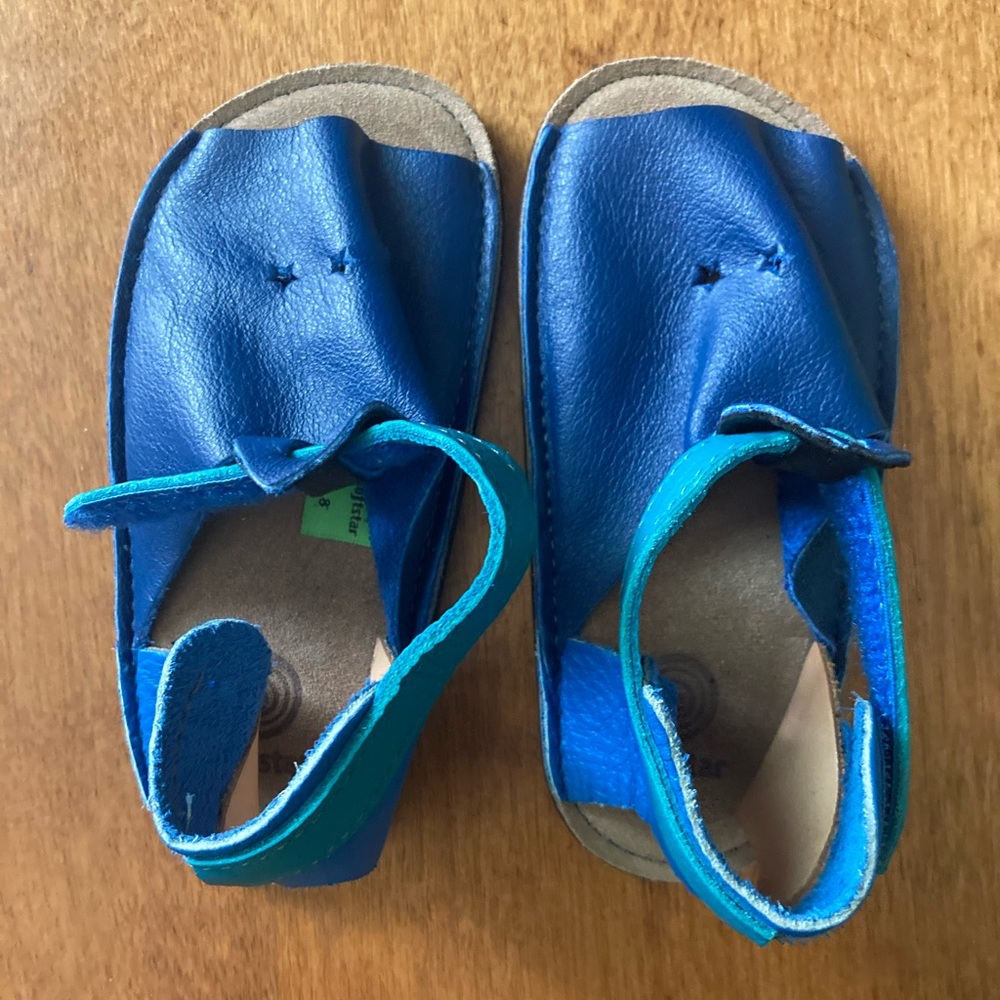 Softstar Laguna Sandals, like new, size 8, barefoot minimalist kids shoes